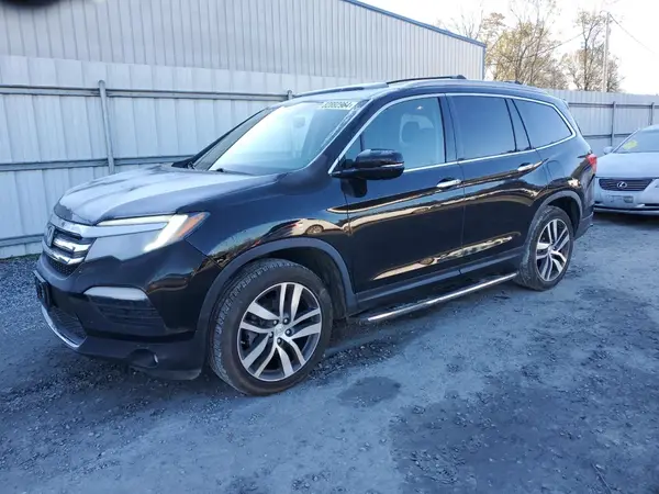5FNYF6H02HB068807 2017 HONDA PILOT - Image 1