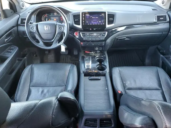 5FNYF6H02HB068807 2017 HONDA PILOT - Image 8