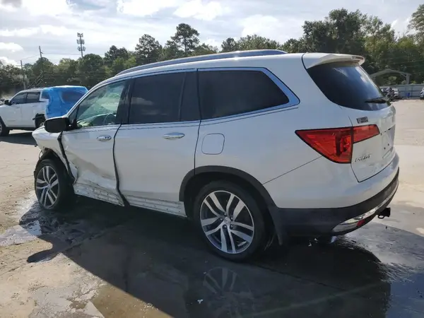 5FNYF6H02HB071903 2017 HONDA PILOT - Image 2