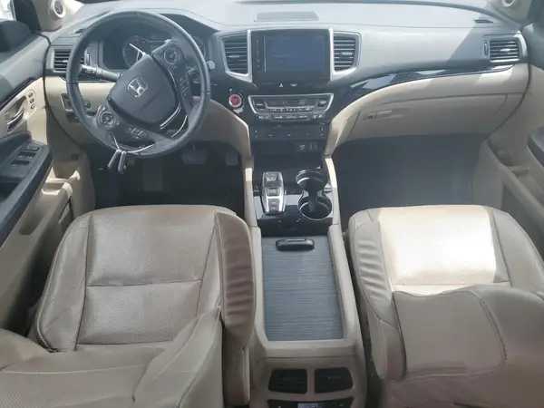 5FNYF6H02HB076020 2017 HONDA PILOT - Image 8