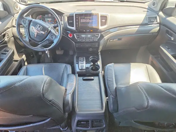 5FNYF6H02HB097062 2017 HONDA PILOT - Image 8
