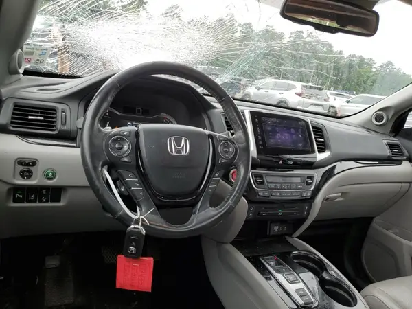 5FNYF6H02JB000948 2018 HONDA PILOT - Image 8