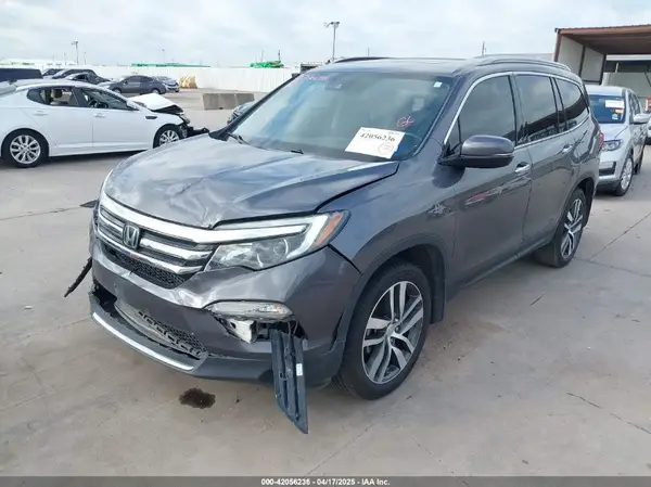 5FNYF6H02JB006765 2018 HONDA PILOT - Image 2