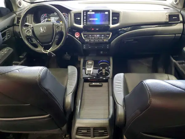 5FNYF6H02JB021119 2018 HONDA PILOT - Image 8