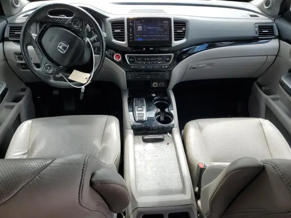 5FNYF6H02JB060180 2018 HONDA PILOT - Image 8