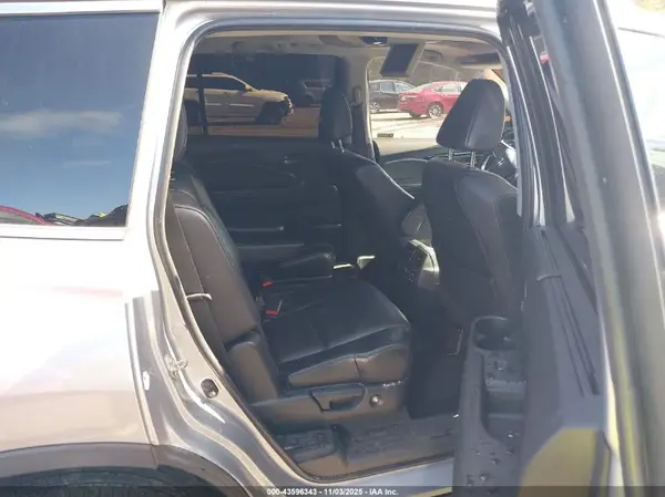 5FNYF6H02KB047074 2019 HONDA PILOT - Image 8