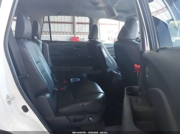 5FNYF6H02MB045070 2021 HONDA PILOT - Image 8