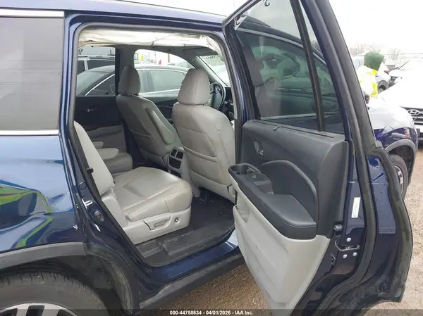5FNYF6H03GB053960 2016 HONDA PILOT - Image 8