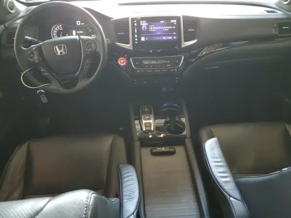 5FNYF6H03HB001407 2017 HONDA PILOT - Image 8