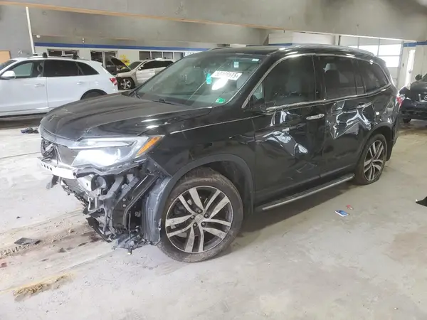 5FNYF6H03HB008907 2017 HONDA PILOT - Image 1