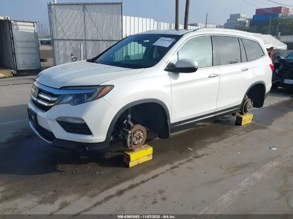 5FNYF6H03HB011130 2017 HONDA PILOT - Image 2