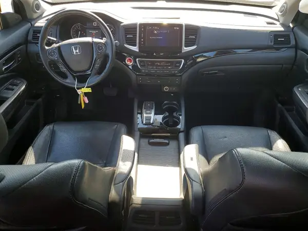 5FNYF6H03HB013220 2017 HONDA PILOT - Image 8