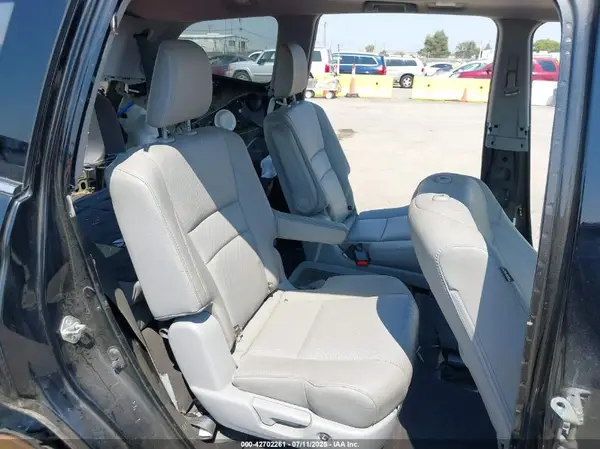 5FNYF6H03HB027800 2017 HONDA PILOT - Image 8