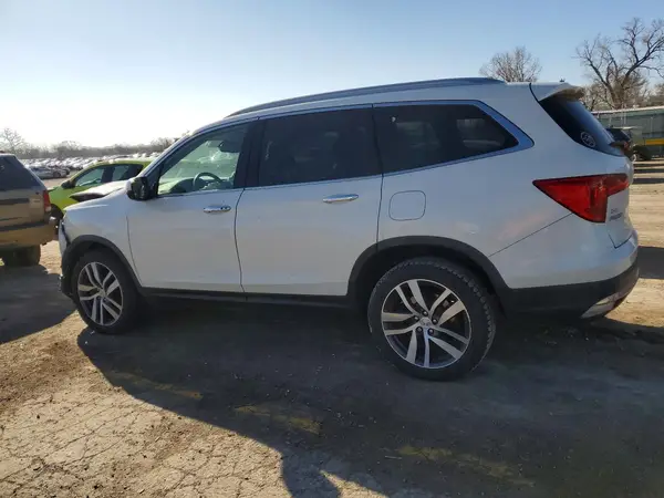 5FNYF6H03HB068721 2017 HONDA PILOT - Image 2