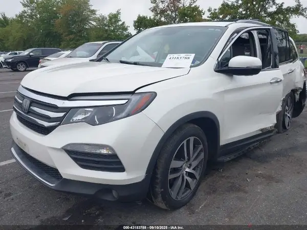5FNYF6H03HB096051 2017 HONDA PILOT - Image 2