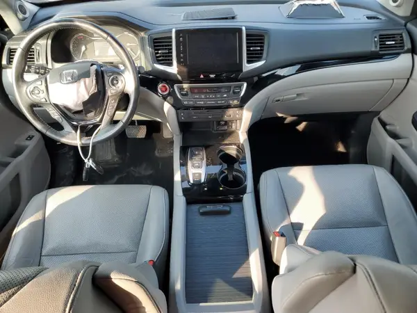 5FNYF6H03JB011280 2018 HONDA PILOT - Image 8