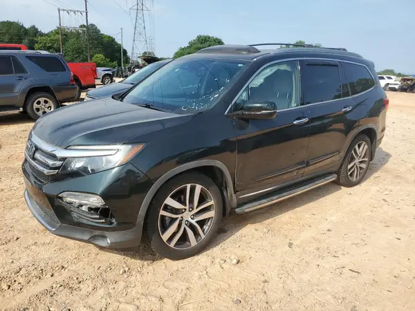 5FNYF6H03JB019900 2018 HONDA PILOT - Image 1