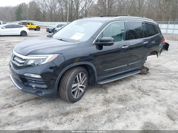 5FNYF6H03JB025230 2018 HONDA PILOT - Image 2