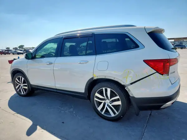 5FNYF6H03JB062228 2018 HONDA PILOT - Image 2