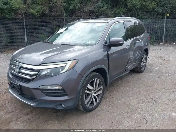 5FNYF6H03JB067445 2018 HONDA PILOT - Image 2