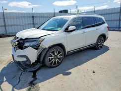 5FNYF6H03KB000555 2019 HONDA PILOT