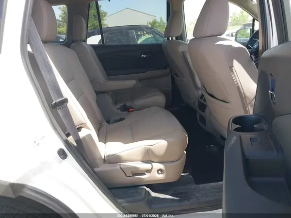 5FNYF6H03KB001804 2019 HONDA PILOT - Image 8
