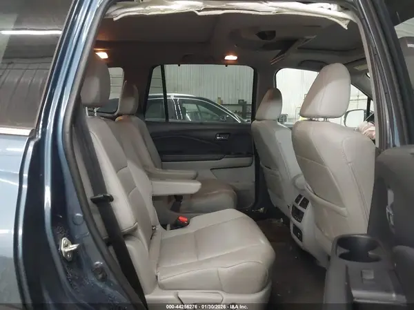 5FNYF6H03KB035256 2019 HONDA PILOT - Image 8