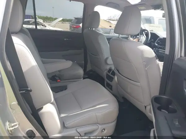 5FNYF6H03KB094095 2019 HONDA PILOT - Image 8