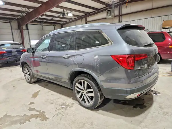 5FNYF6H04HB023366 2017 HONDA PILOT - Image 2