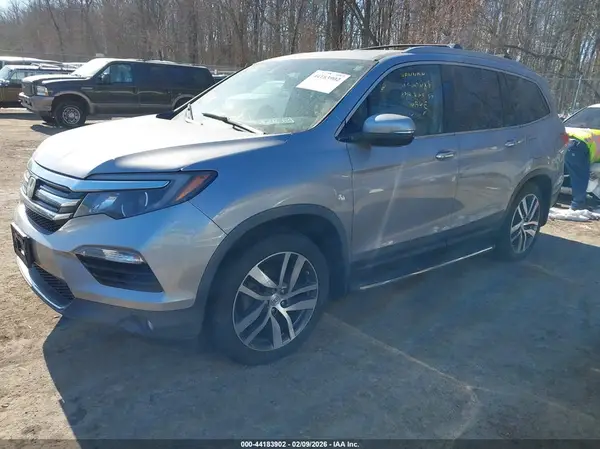 5FNYF6H04HB044170 2017 HONDA PILOT - Image 2