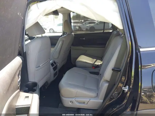 5FNYF6H04HB060868 2017 HONDA PILOT - Image 8