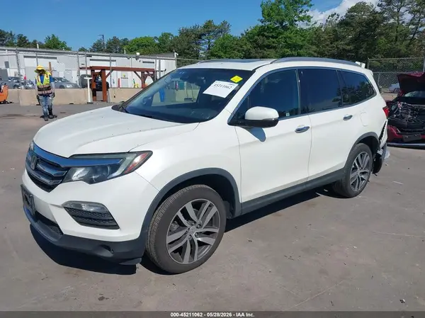 5FNYF6H04HB072258 2017 HONDA PILOT - Image 2