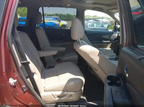 5FNYF6H04JB016827 2018 HONDA PILOT - Image 8