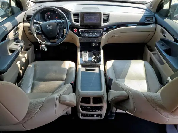5FNYF6H04JB068202 2018 HONDA PILOT - Image 8
