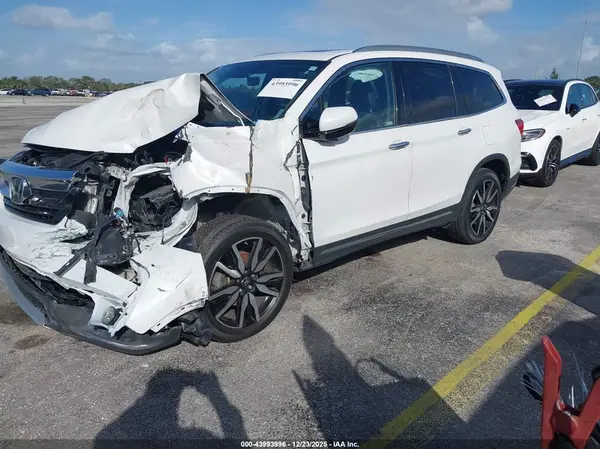 5FNYF6H04NB073826 2022 HONDA PILOT - Image 2