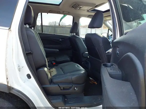 5FNYF6H05GB071652 2016 HONDA PILOT - Image 8