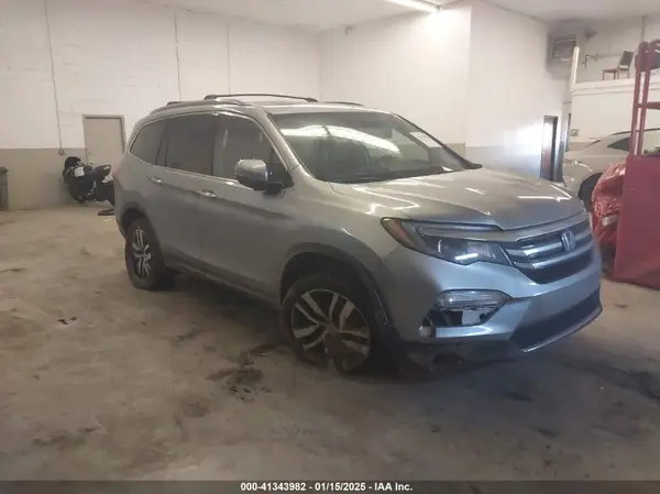 5FNYF6H05GB102320 2016 HONDA PILOT - Image 1