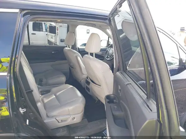 5FNYF6H05GB127203 2016 HONDA PILOT - Image 8