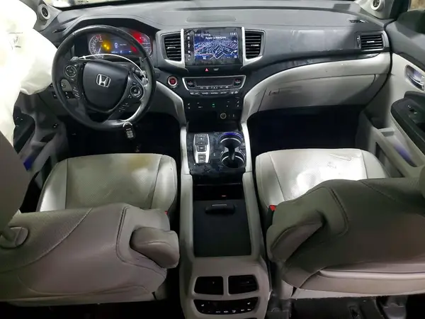 5FNYF6H05HB002073 2017 HONDA PILOT - Image 8