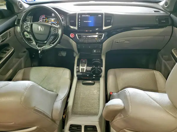 5FNYF6H05HB015762 2017 HONDA PILOT - Image 8