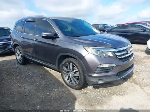 5FNYF6H05HB020704 2017 HONDA PILOT - Image 1