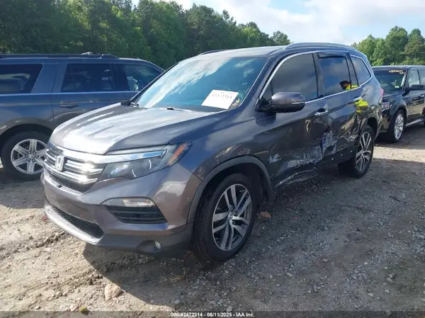 5FNYF6H05HB020704 2017 HONDA PILOT - Image 2