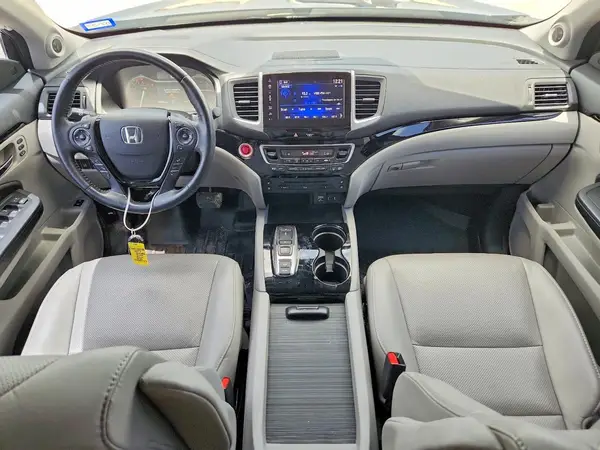 5FNYF6H05HB041049 2017 HONDA PILOT - Image 8