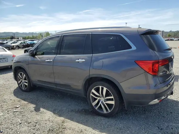 5FNYF6H05HB054593 2017 HONDA PILOT - Image 2
