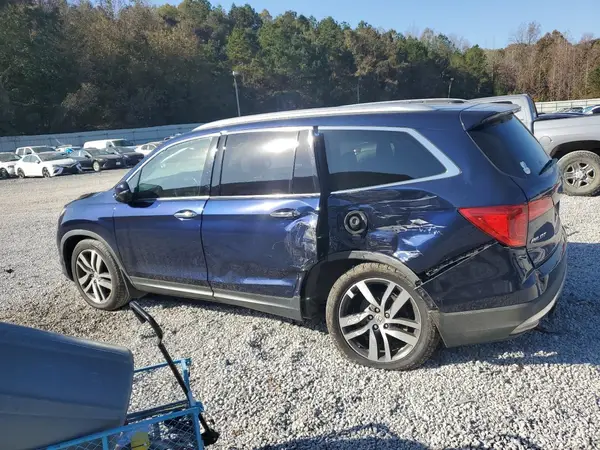 5FNYF6H05HB056084 2017 HONDA PILOT - Image 2