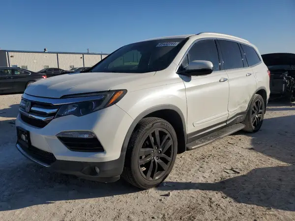 5FNYF6H05HB058210 2017 HONDA PILOT - Image 1