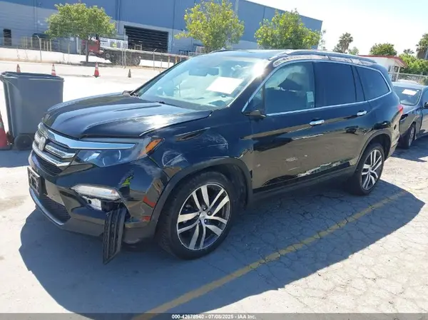 5FNYF6H05HB062502 2017 HONDA PILOT - Image 2