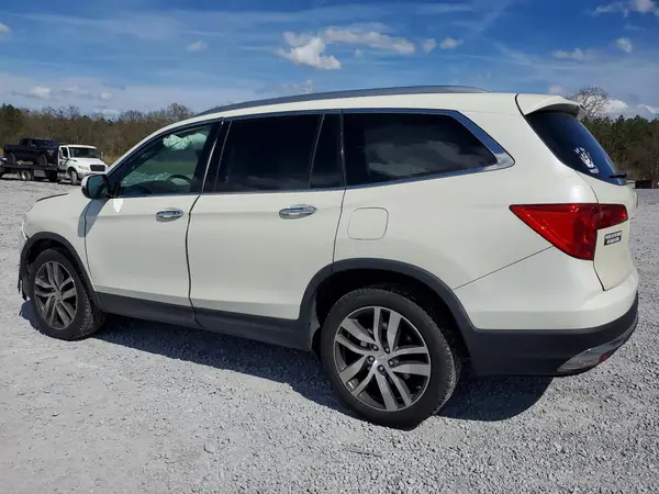 5FNYF6H05HB071507 2017 HONDA PILOT - Image 2