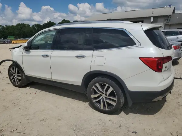 5FNYF6H05HB105283 2017 HONDA PILOT - Image 2