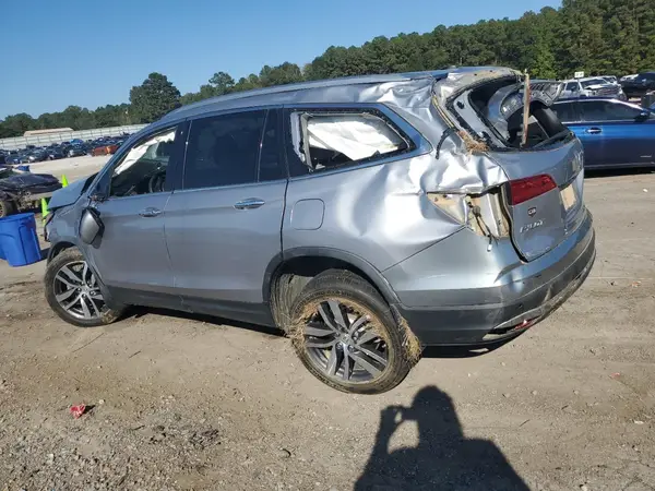 5FNYF6H05JB009563 2018 HONDA PILOT - Image 2